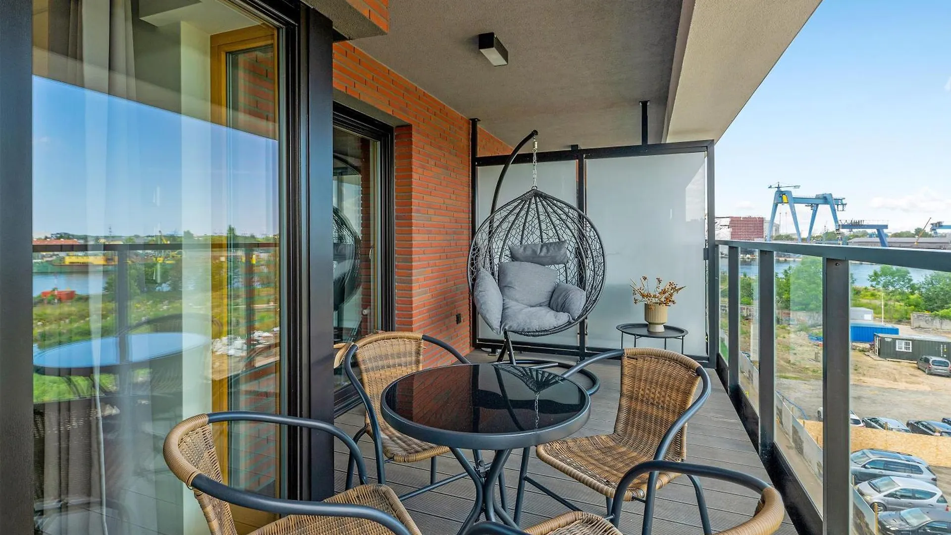 Nadmotlawie Estate Gym, Sauna & Parking By Downtown Apartments Gdansk
